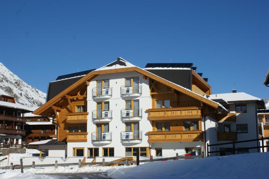 Haus Bergkristall Acomodação com café da manhã Obergurgl Exterior foto